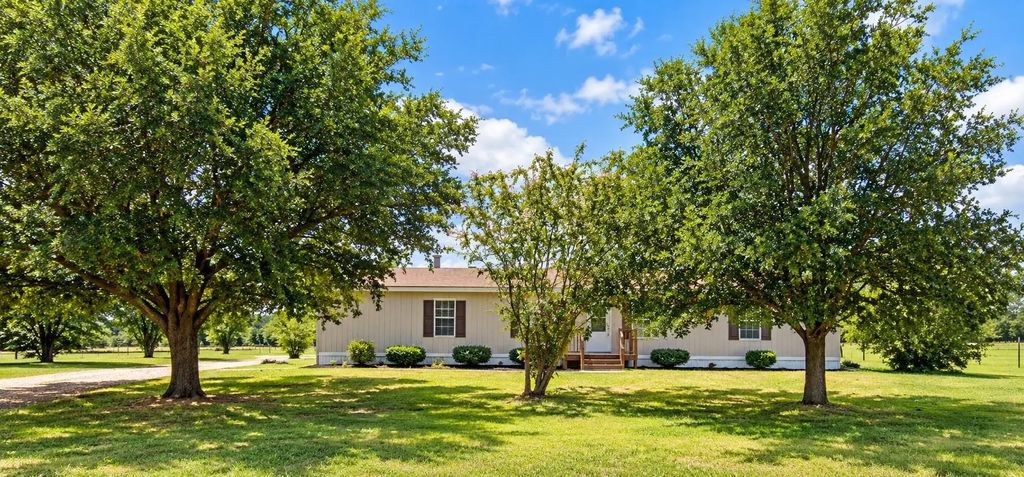 7011 Mitchell Drive, Terrell