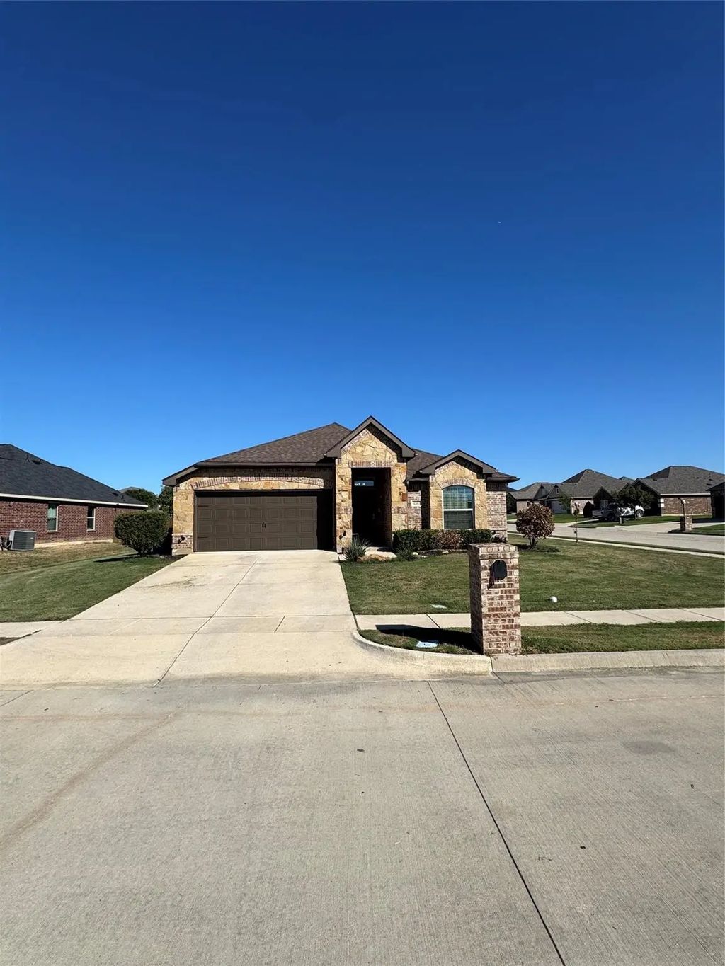 4101 Bridle Path Lane, Sanger