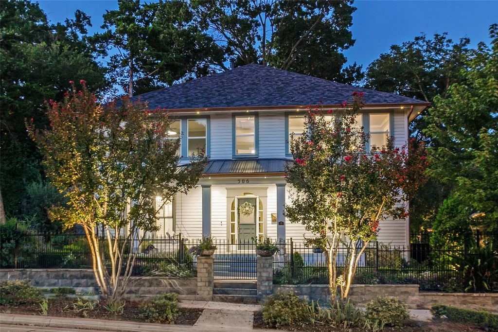 506 W Virginia Street, McKinney