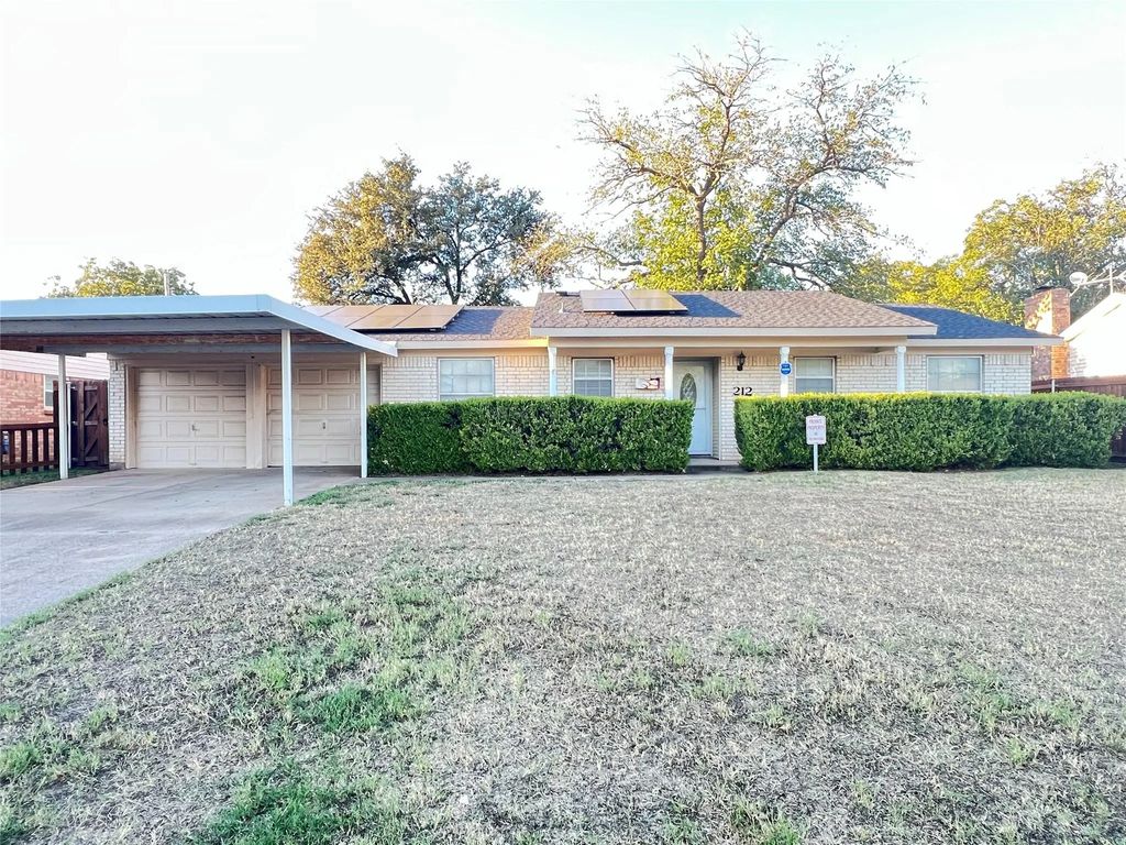 212 Straw Road, Saginaw