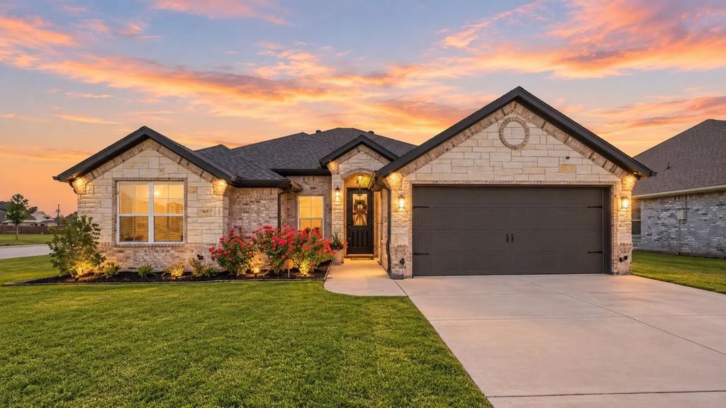 601 Violet Drive, Tolar