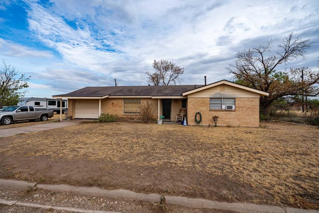 1532 6th Street, Anson