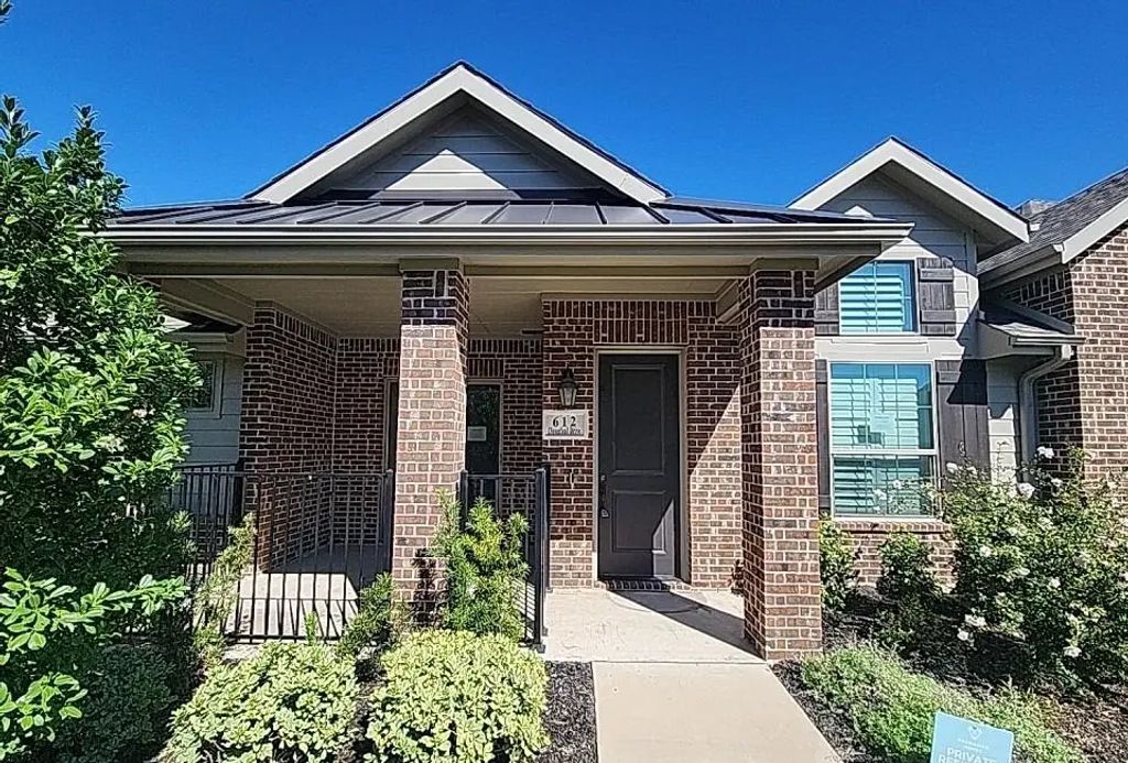 612 Cloverleaf Drive, Wylie