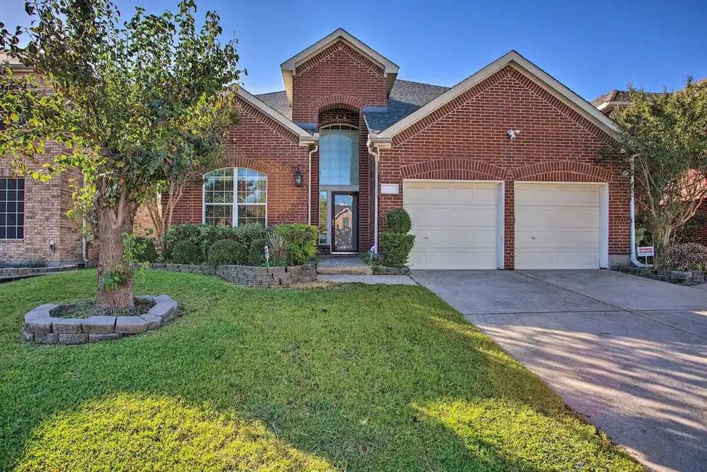 1950 Garrison Way, Garland