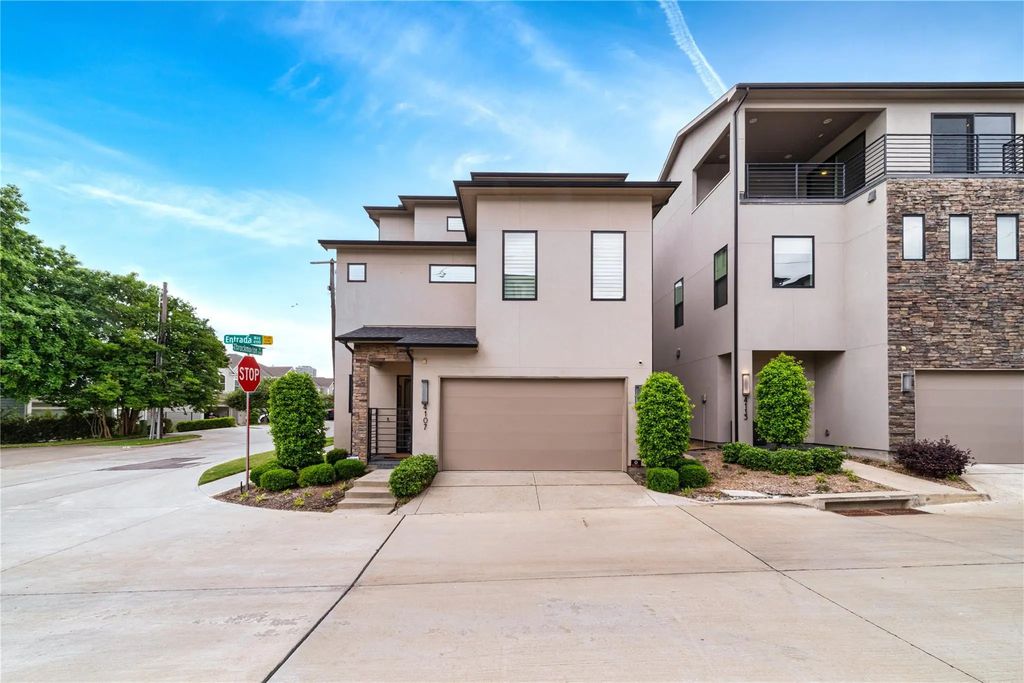 4107 Entrada Way, Dallas