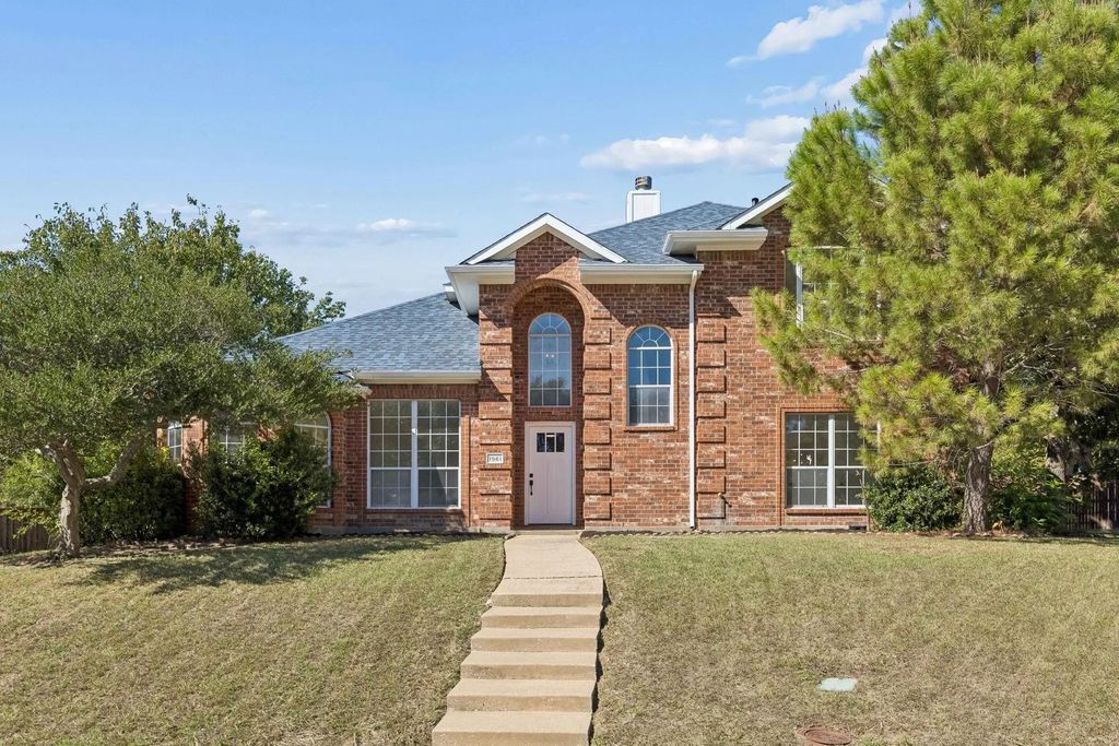 1961 Random Oaks Drive, Rockwall