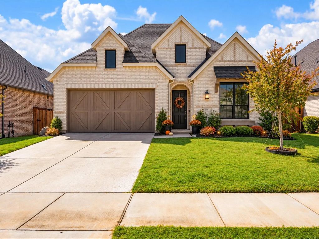 1806 Swayback Lane, Mansfield