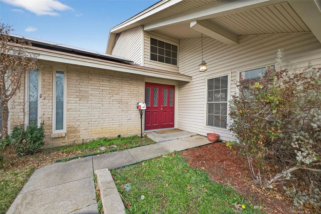 2801 Vancouver Street, Irving