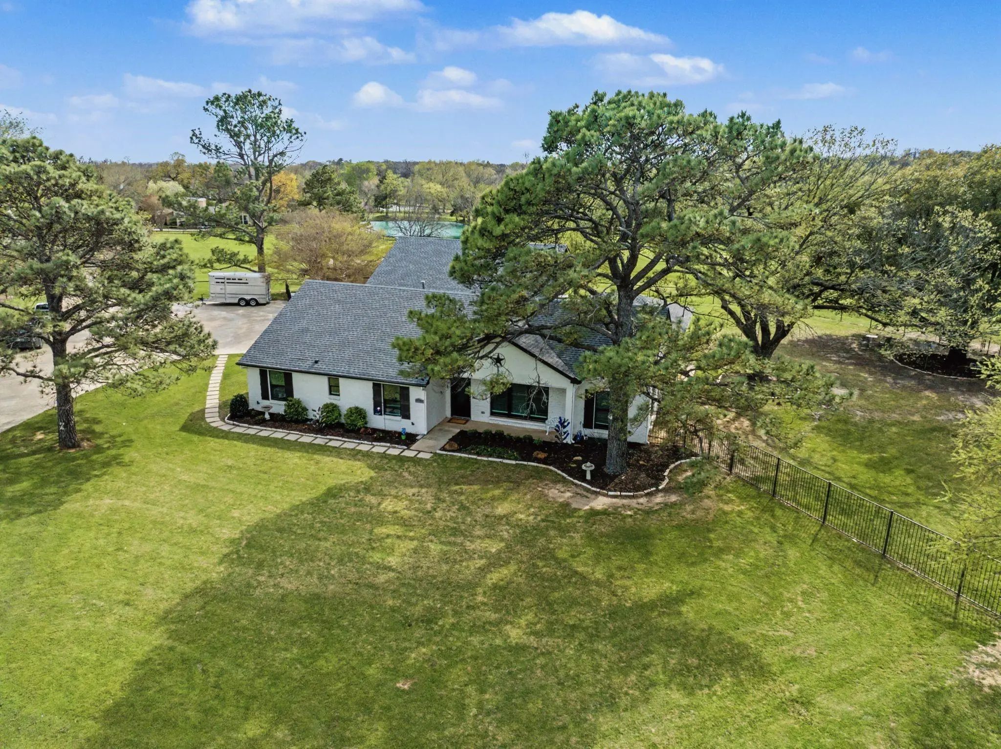 Photo of Listing #21407199