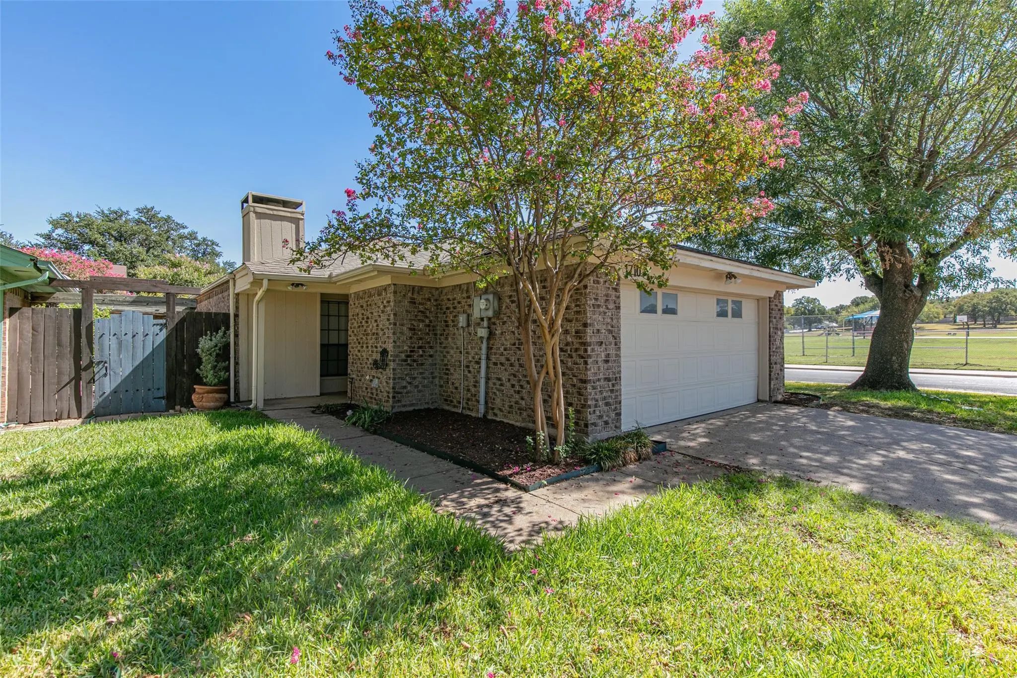 Photo of Listing #21407368