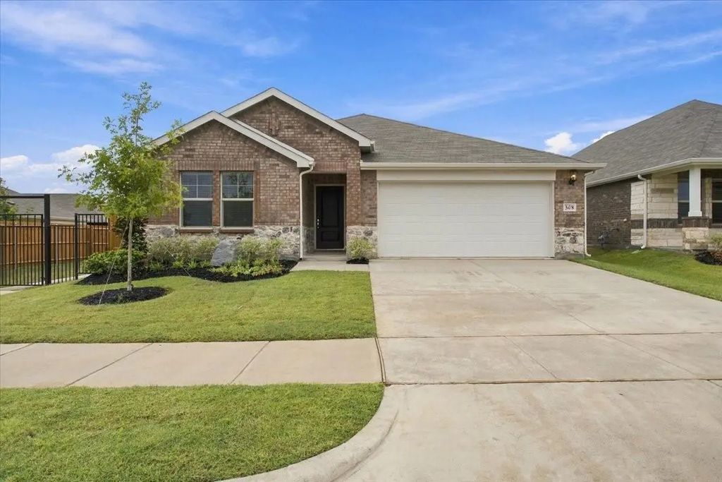 308 Winchester Lane, Sherman