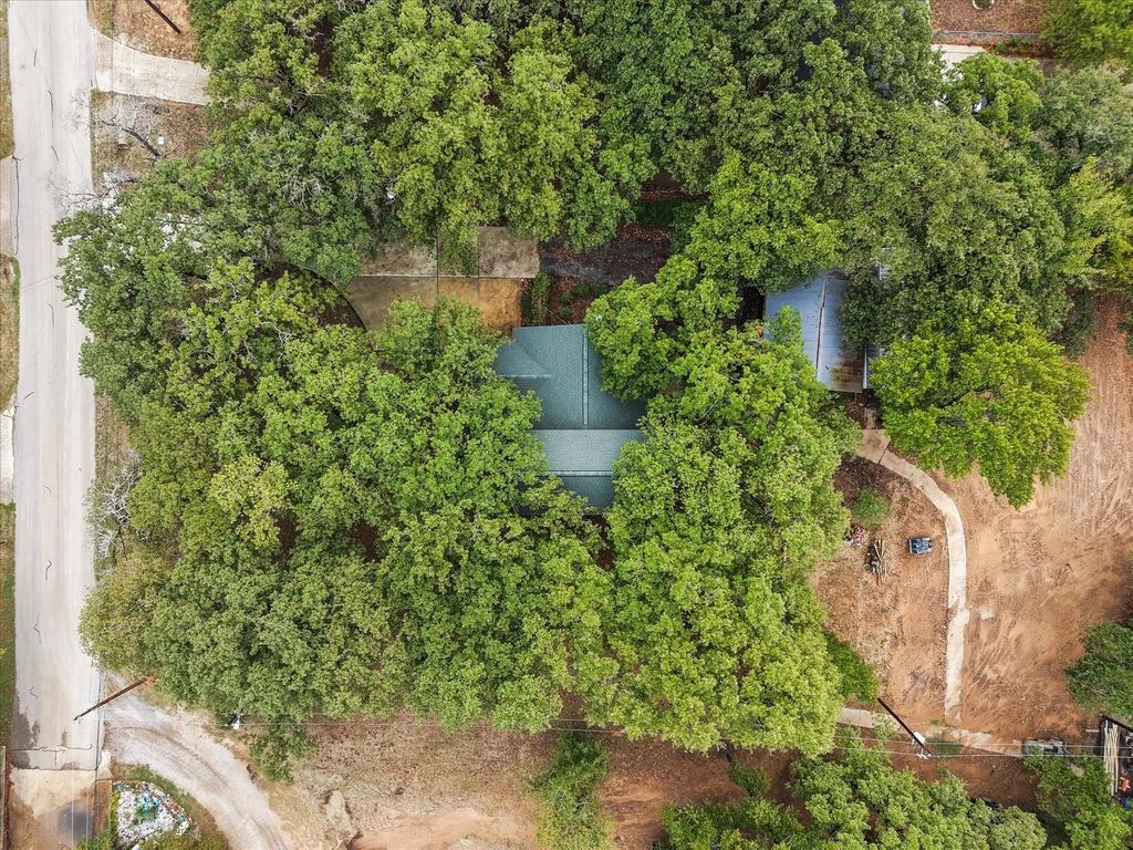 6472 Mark Drive, Burleson