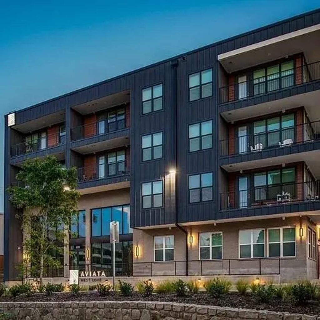 2232 Empire Central Drive 128, Dallas