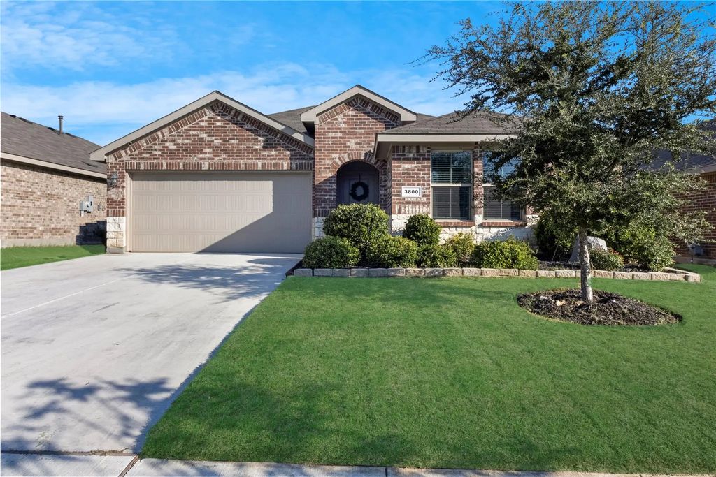 3800 Ridgeway Lane, Denton
