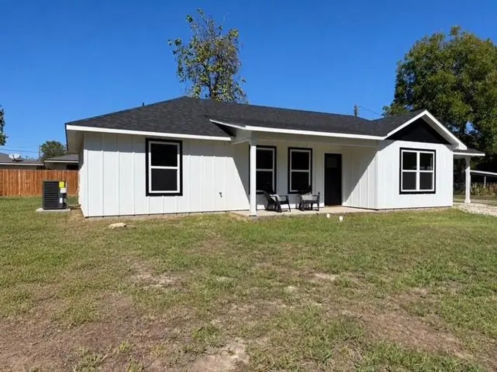 251 E Ft  Worth Avenue, Cooper
