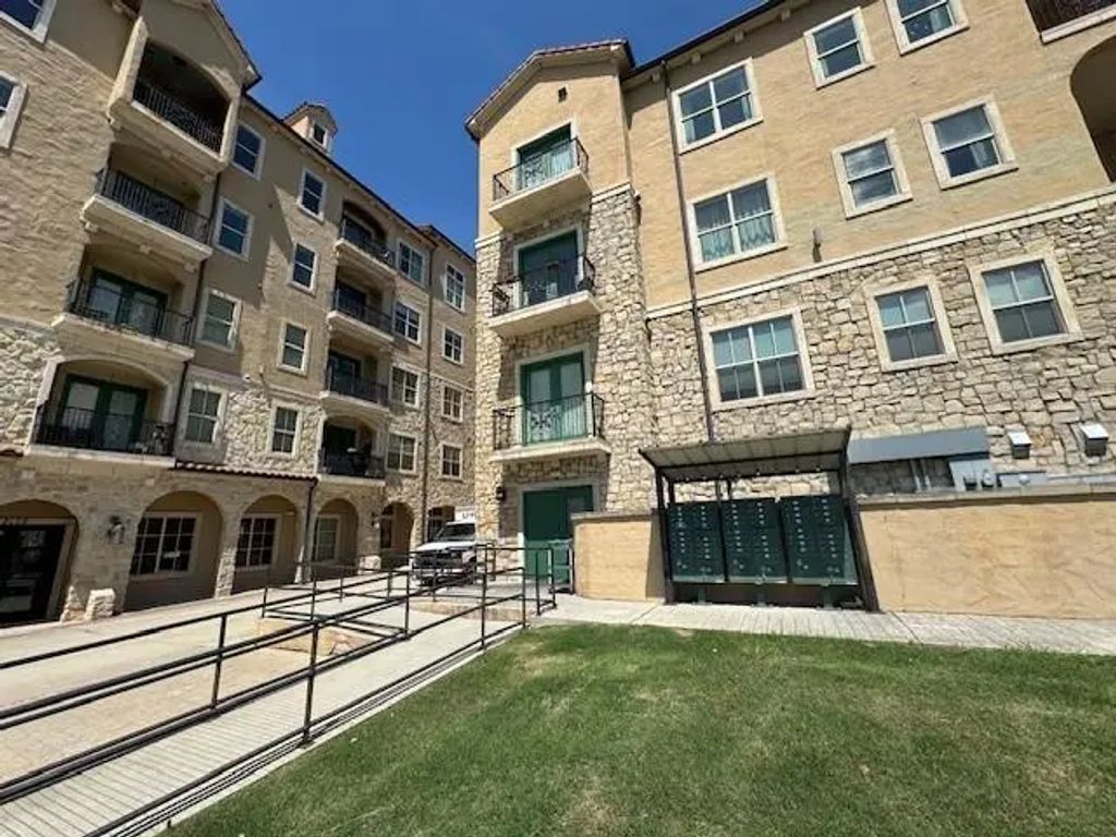 6675 Mediterranean Drive 203, McKinney