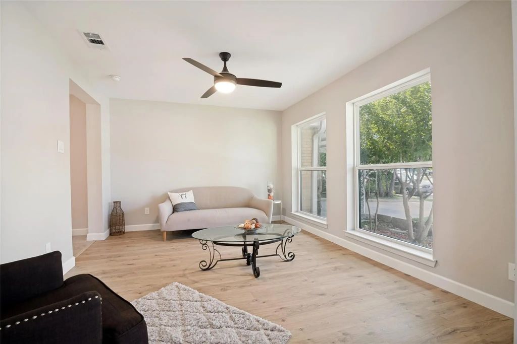 110 W Marguerita Drive, Garland