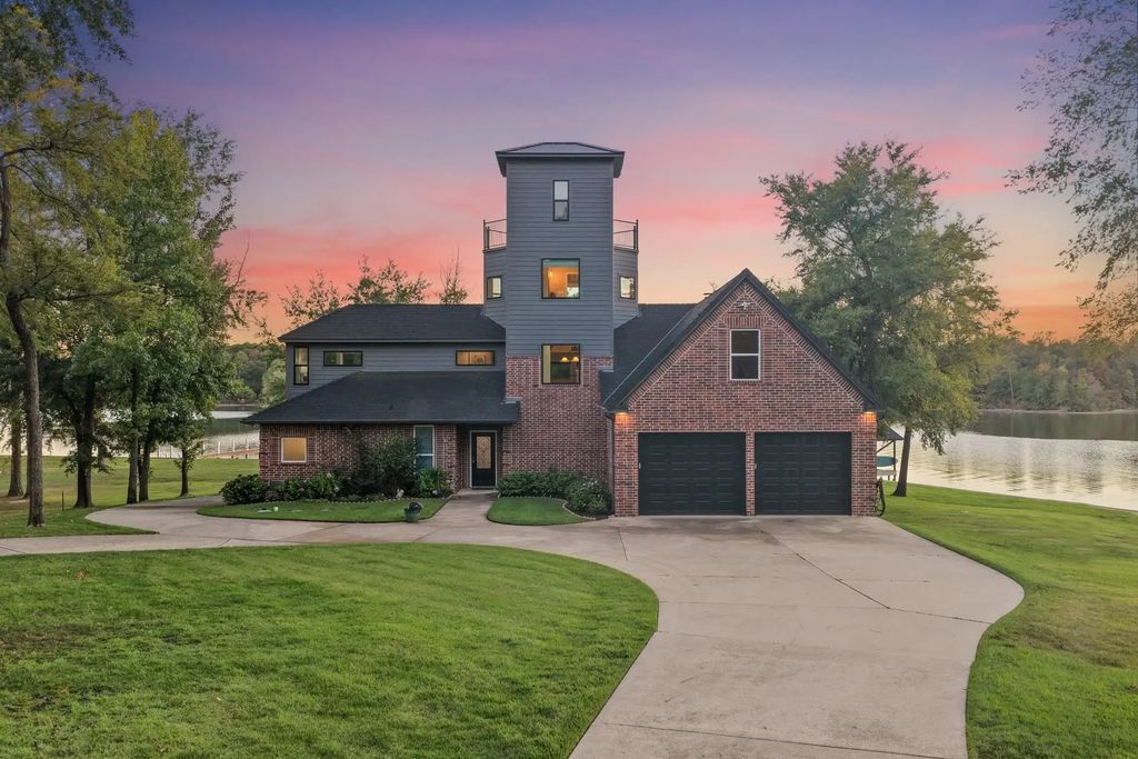 291 Private Road 2367, Mount Pleasant