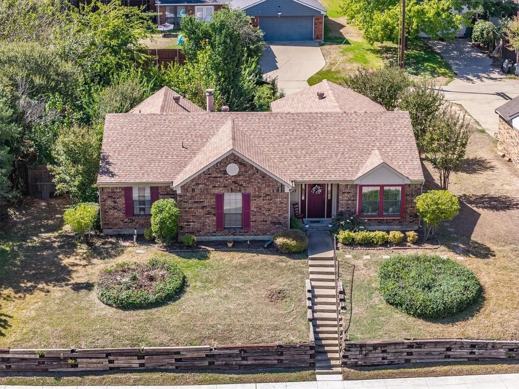 237 S Macarthur Boulevard, Coppell