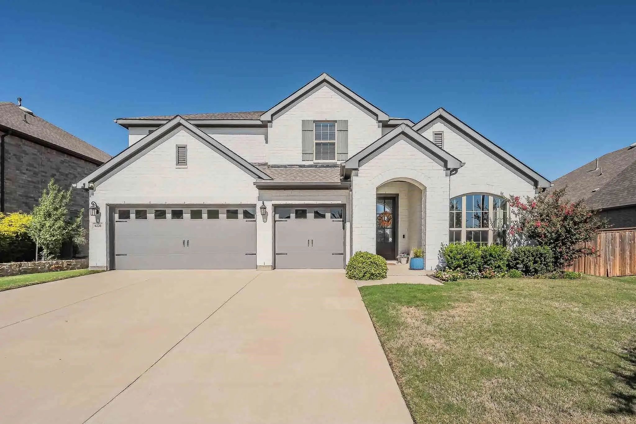 Photo of Listing #21407778