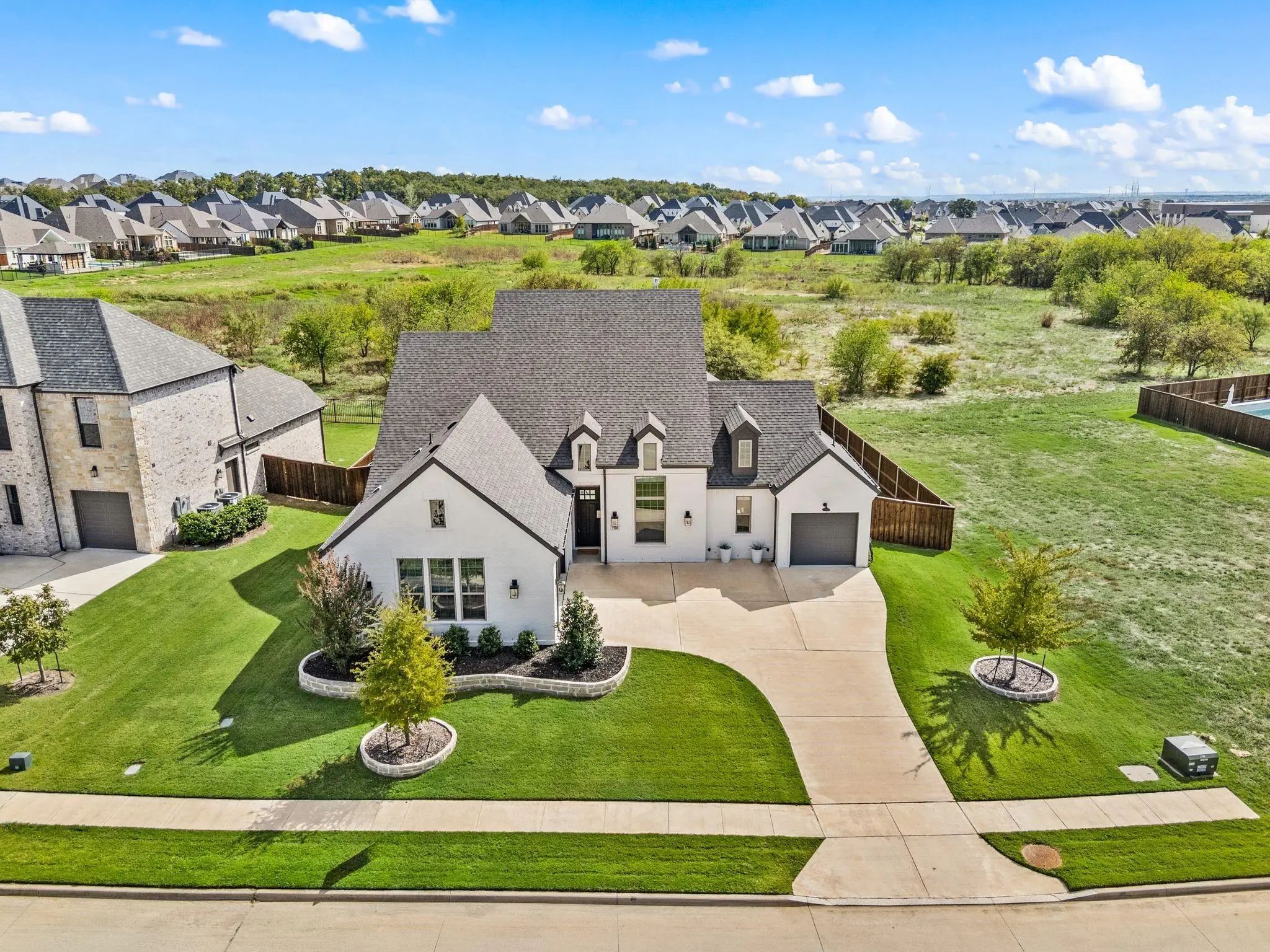 Photo of Listing #21407808