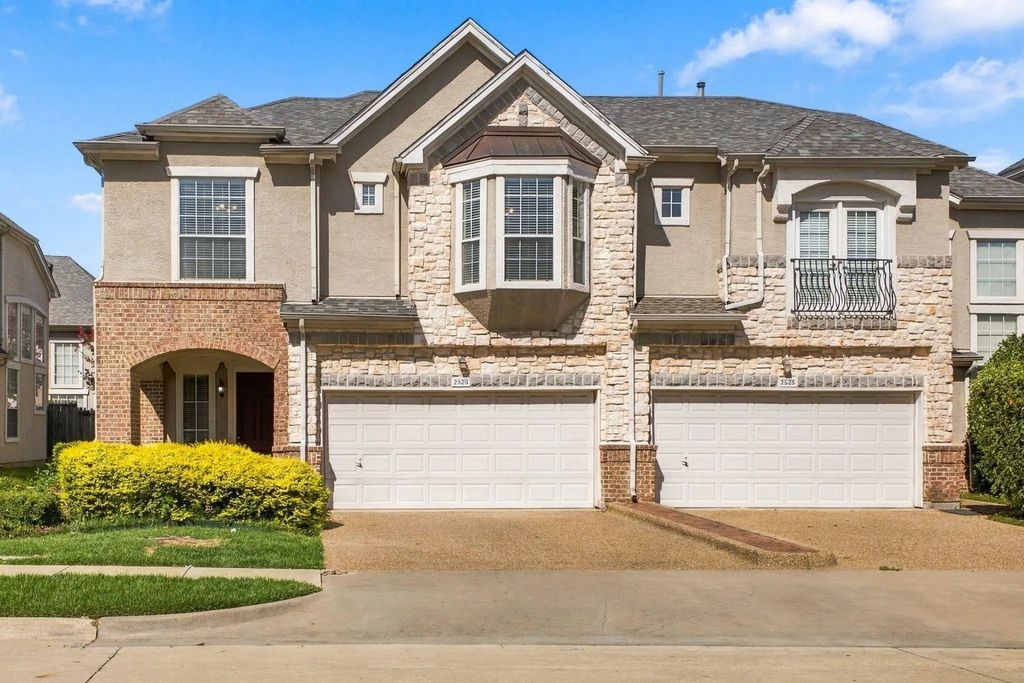 2529 Champagne Drive, Irving