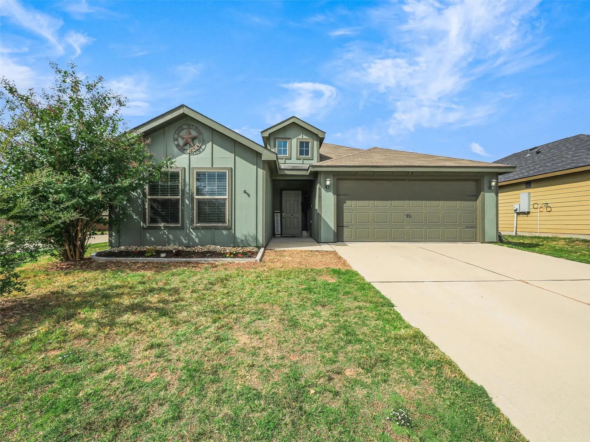 Photo of Listing #21408073