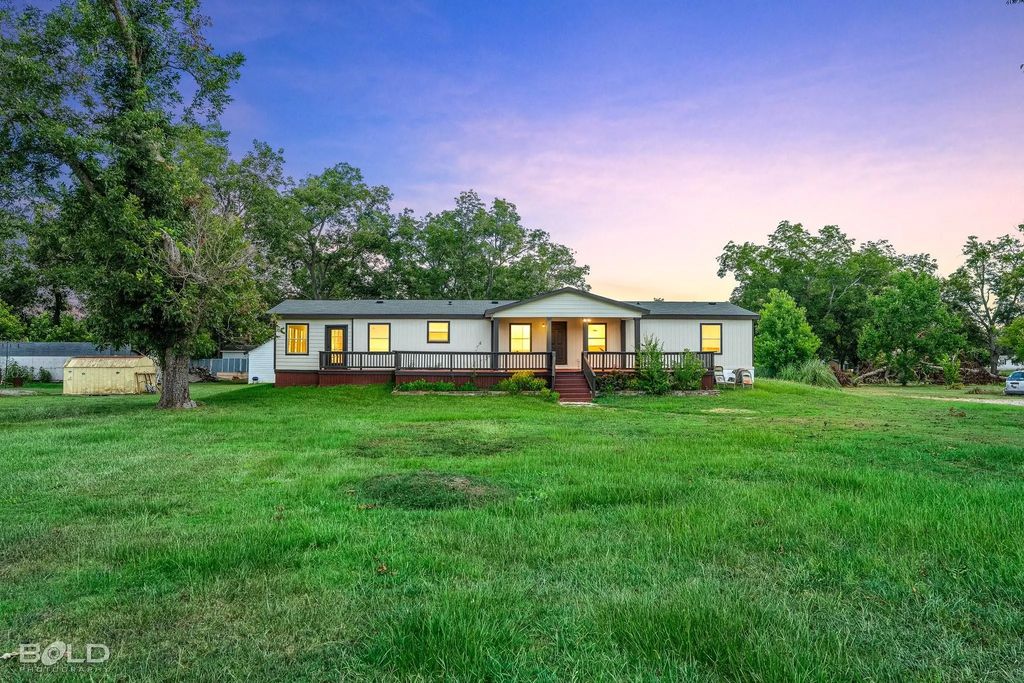 660 Red Chute Lane, Bossier City