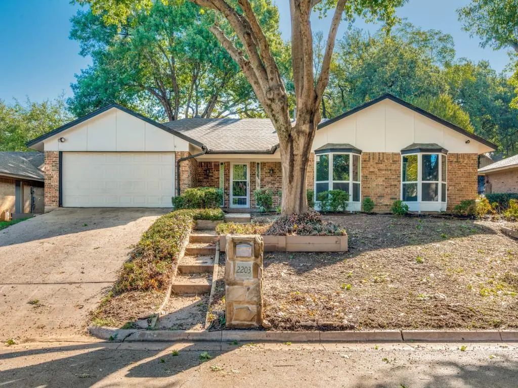 Photo of Listing #21408210