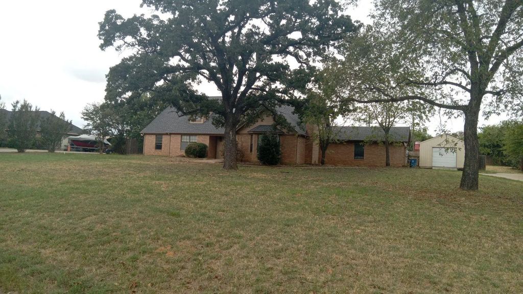 2727 N Hill Terrace, Keene