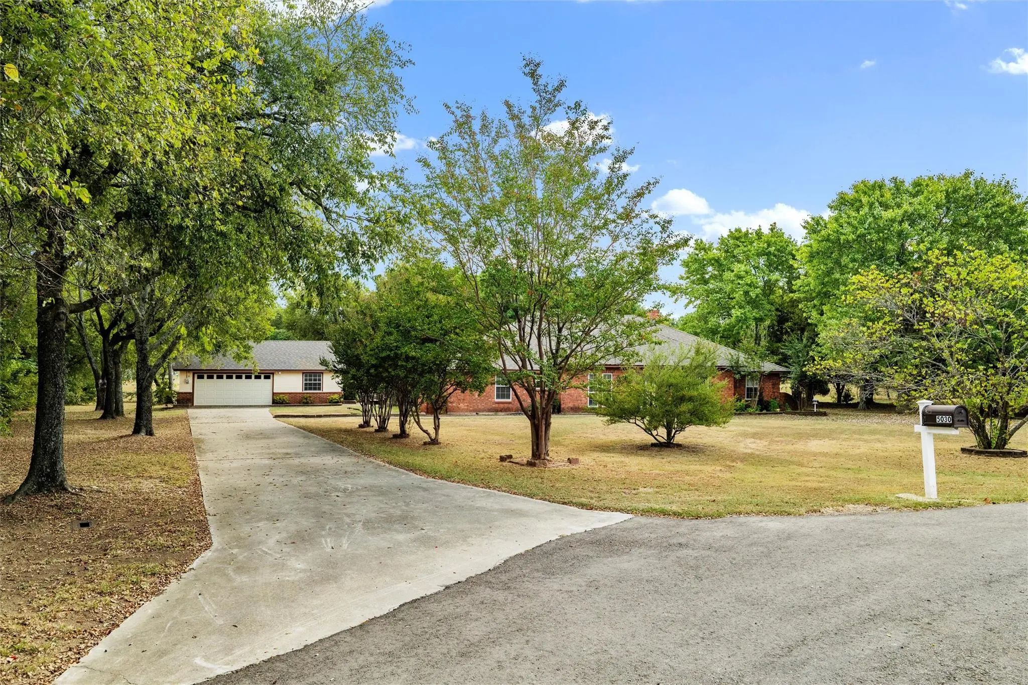 Photo of Listing #21408412