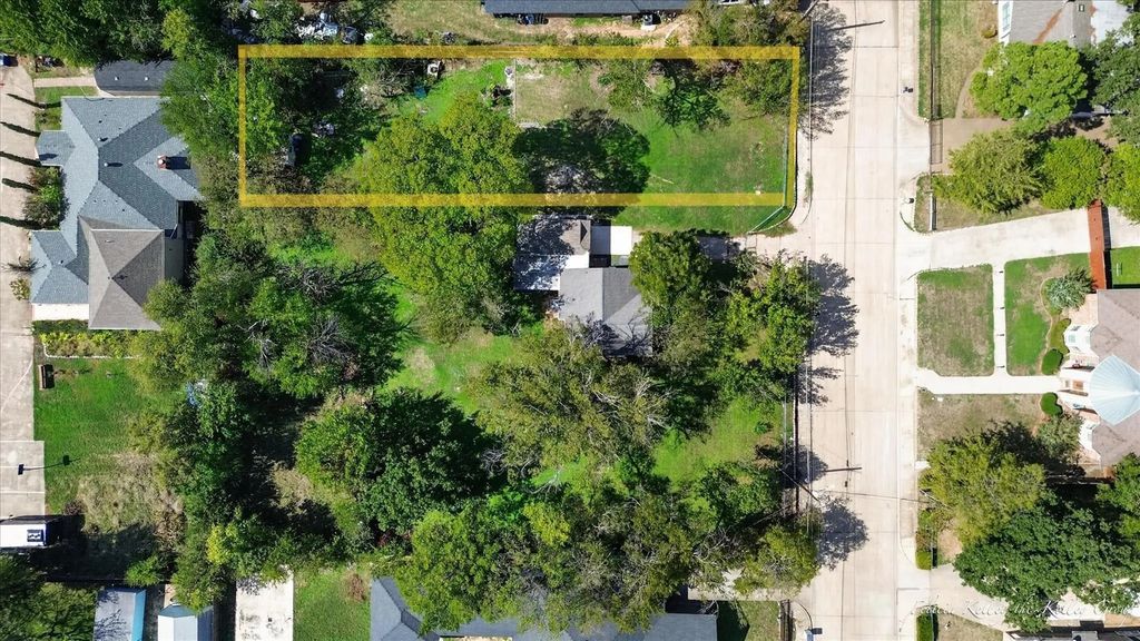 906 King Avenue, Irving