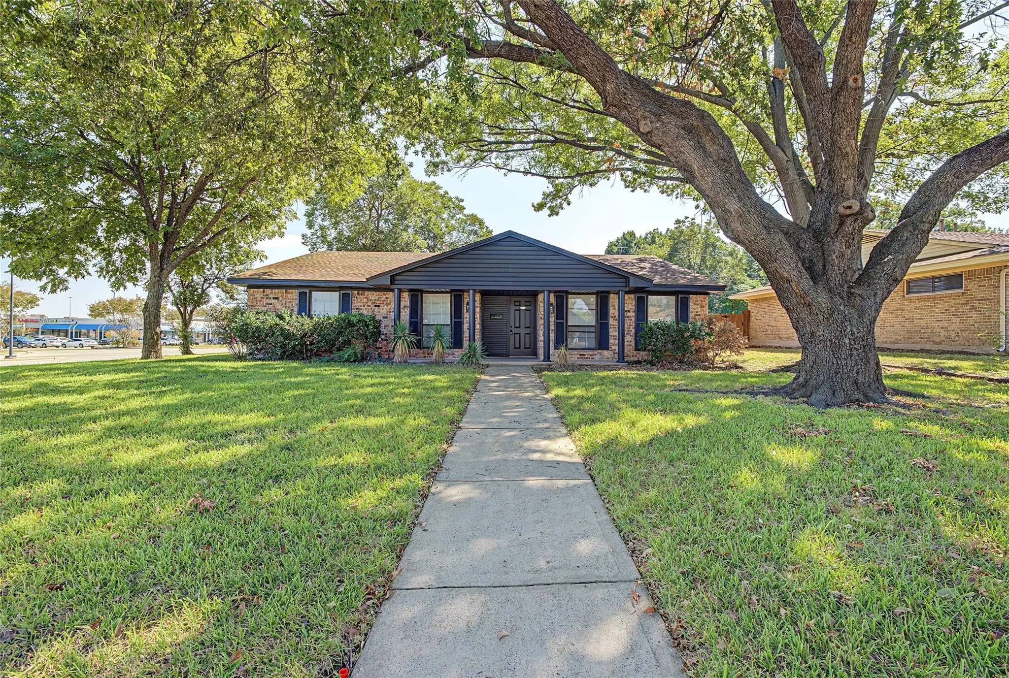 Photo of Listing #21408548