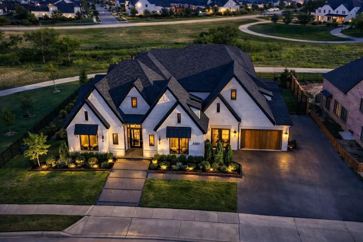 Photo of Listing #21408605
