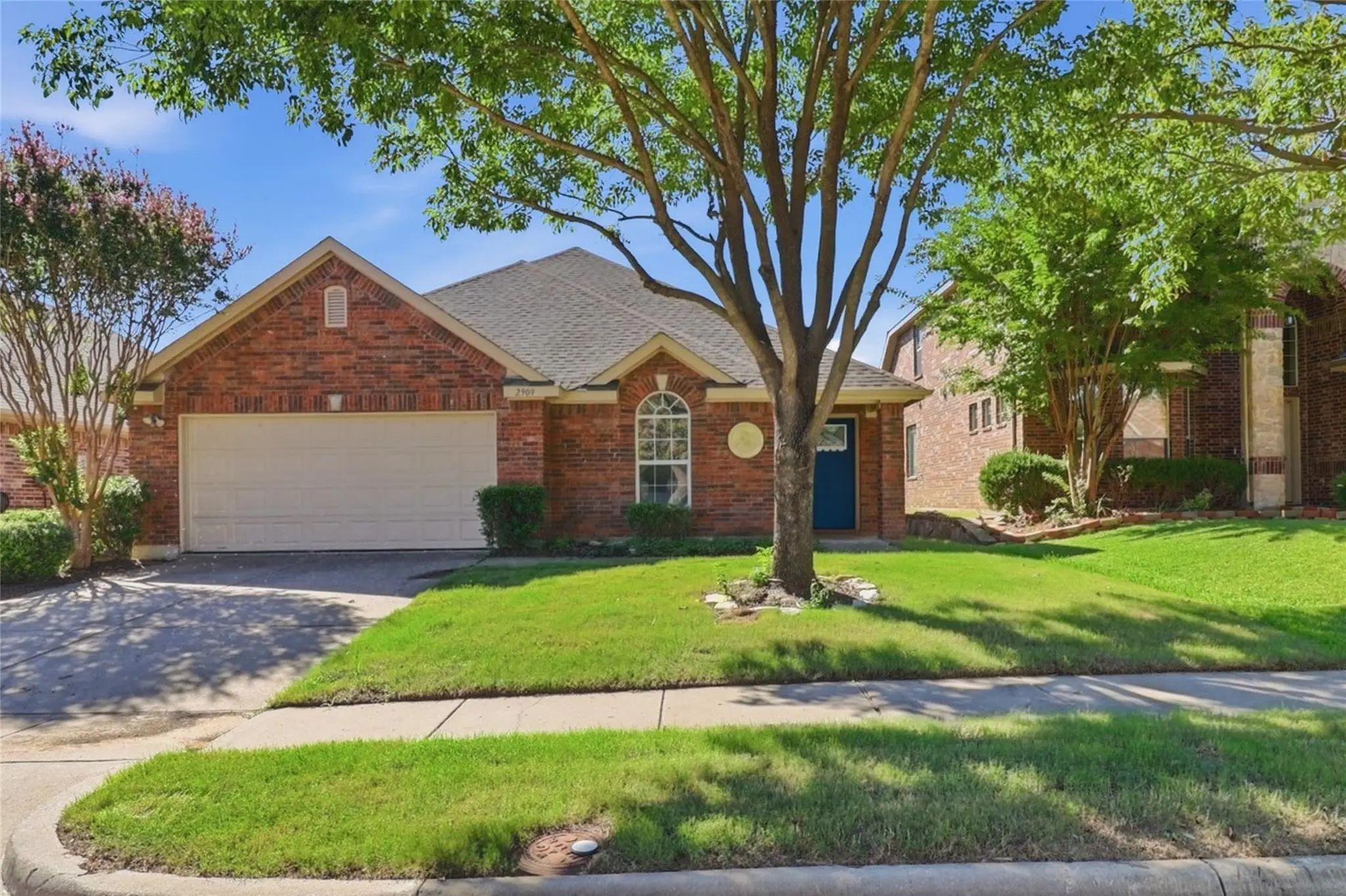 Photo of Listing #21408626