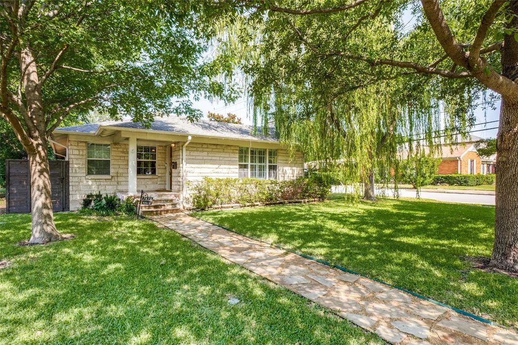 7627 Robin Road, Dallas