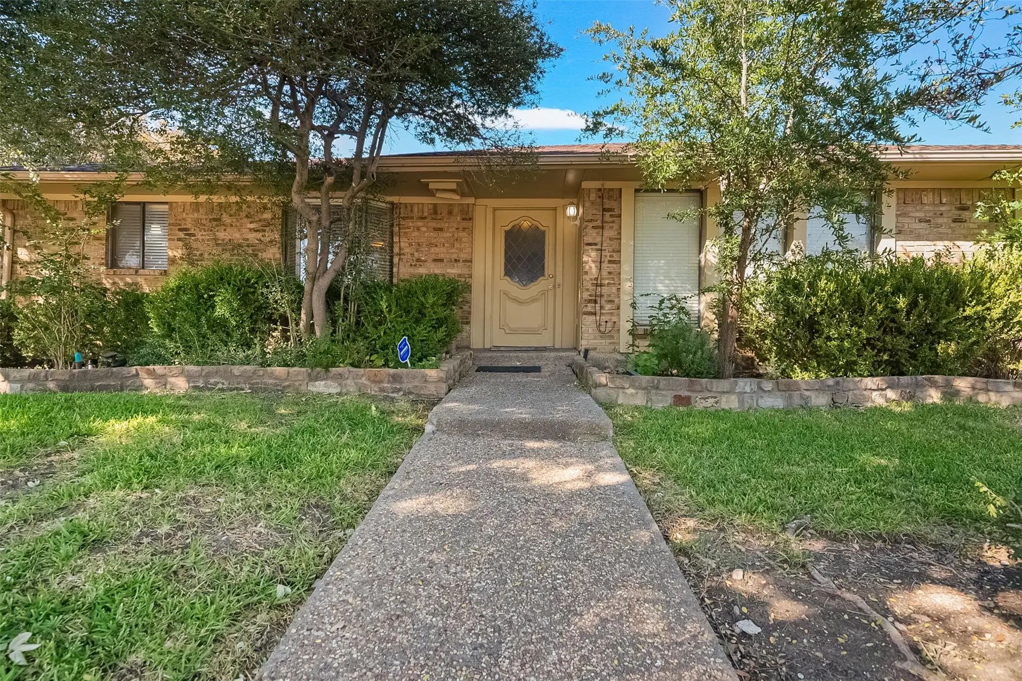 Photo of Listing #21409145