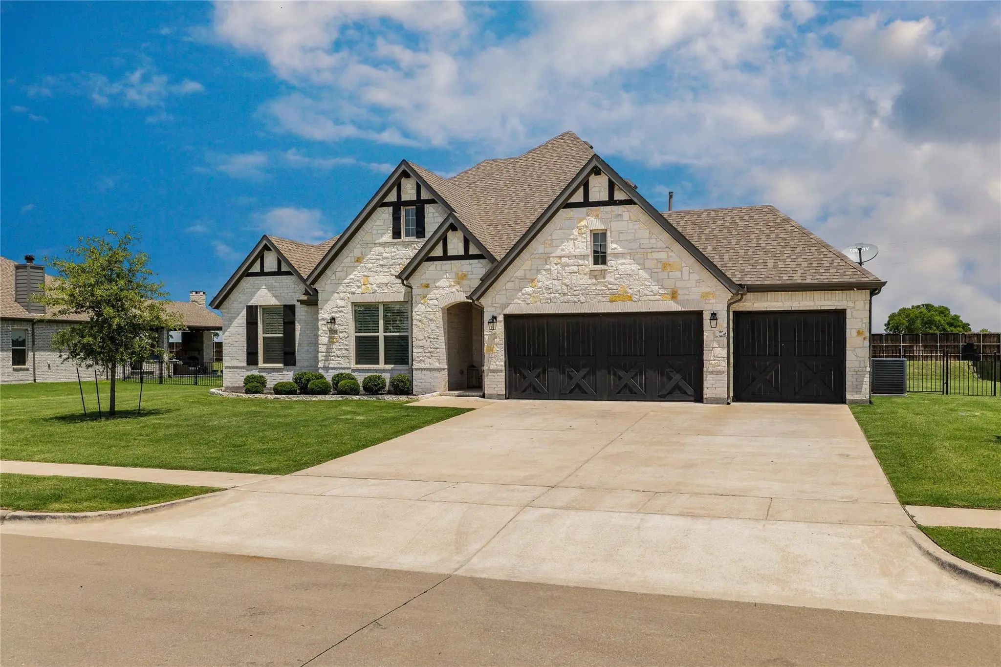 Photo of Listing #21409617