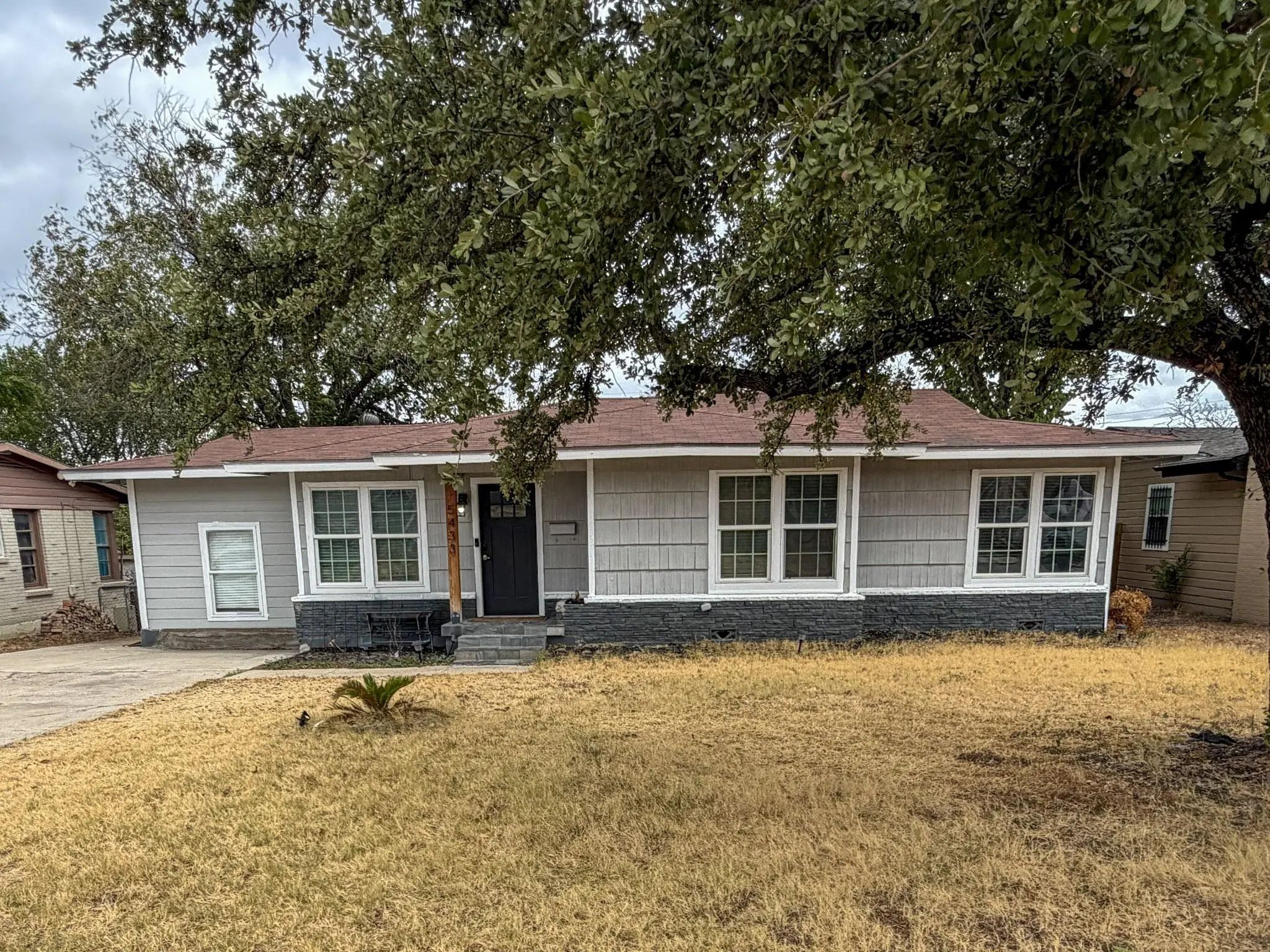 Photo of Listing #21410179