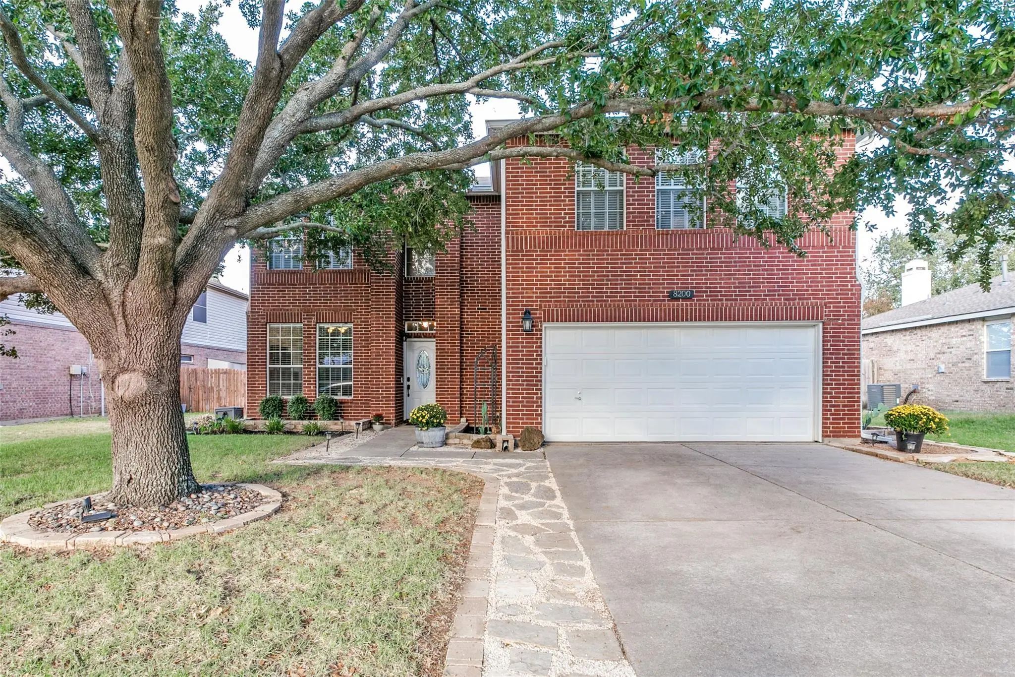 Photo of Listing #21410373