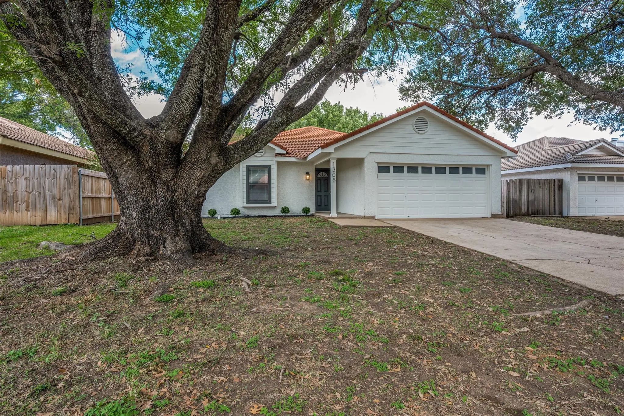Photo of Listing #21410444