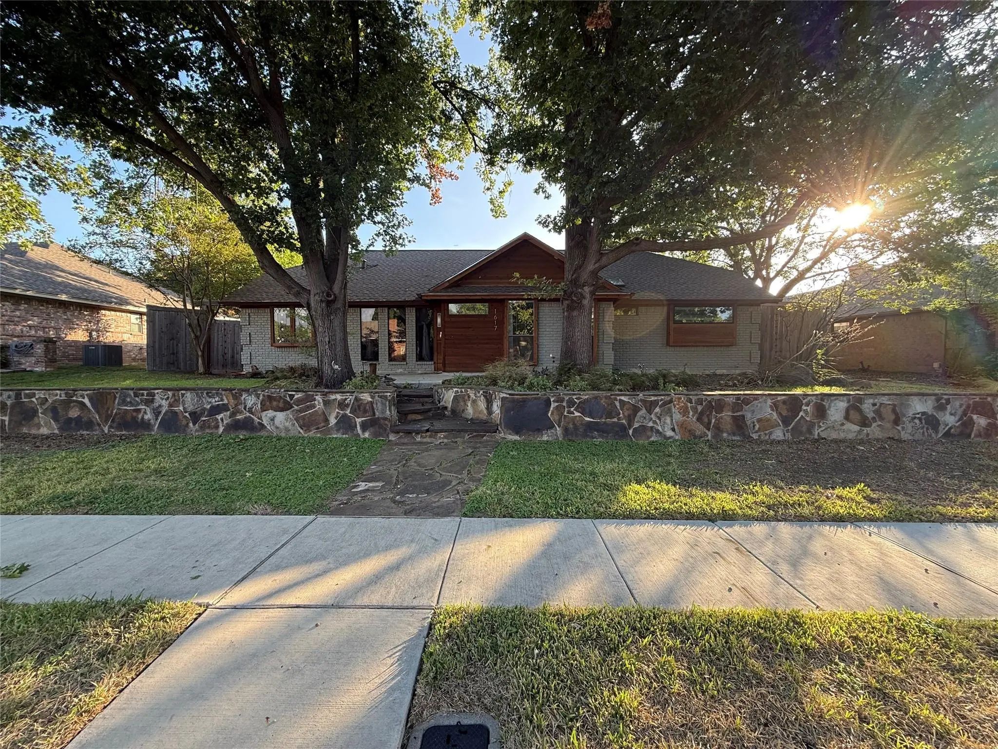 Photo of Listing #21410480