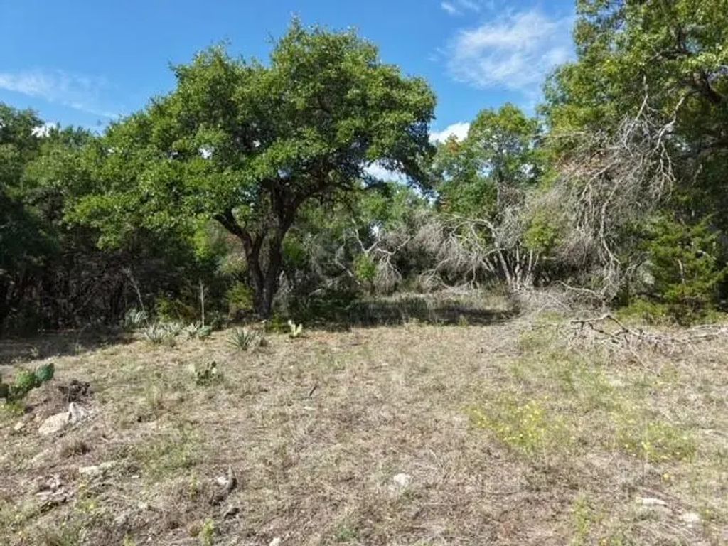 3931 County Road 101, Purmela