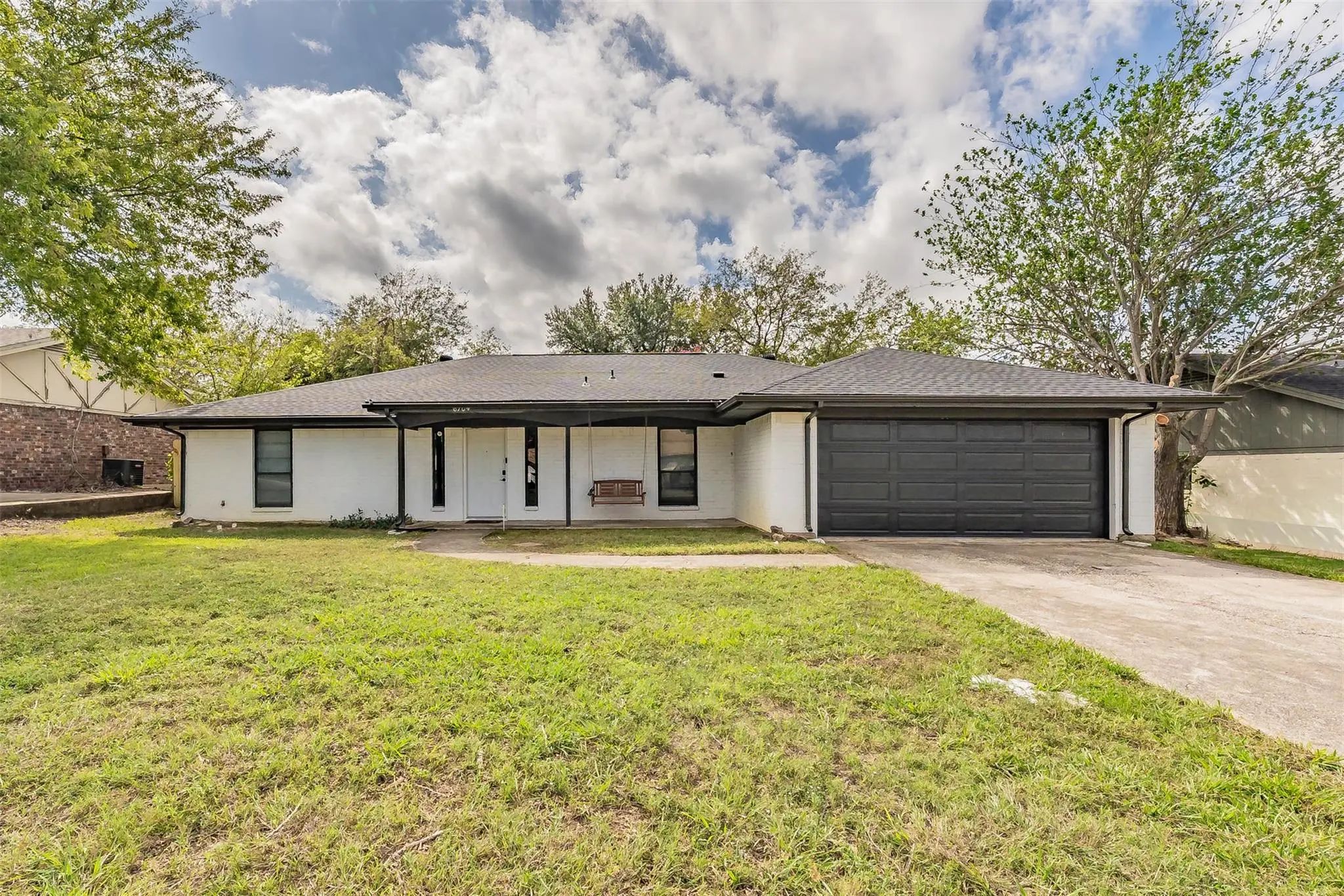Photo of Listing #21410616