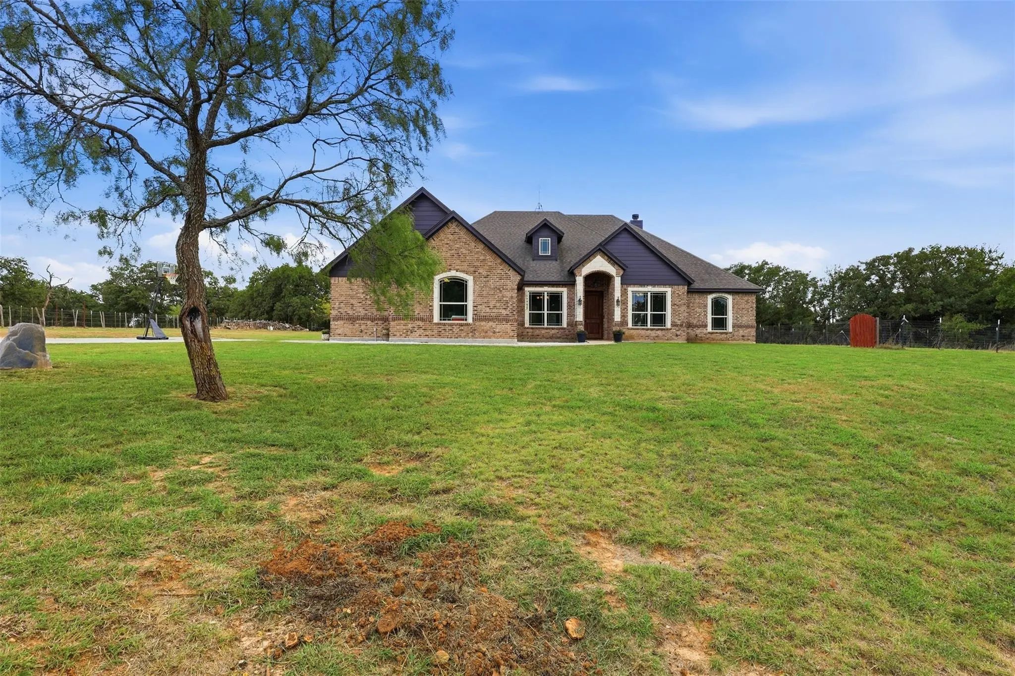 Photo of Listing #21411589