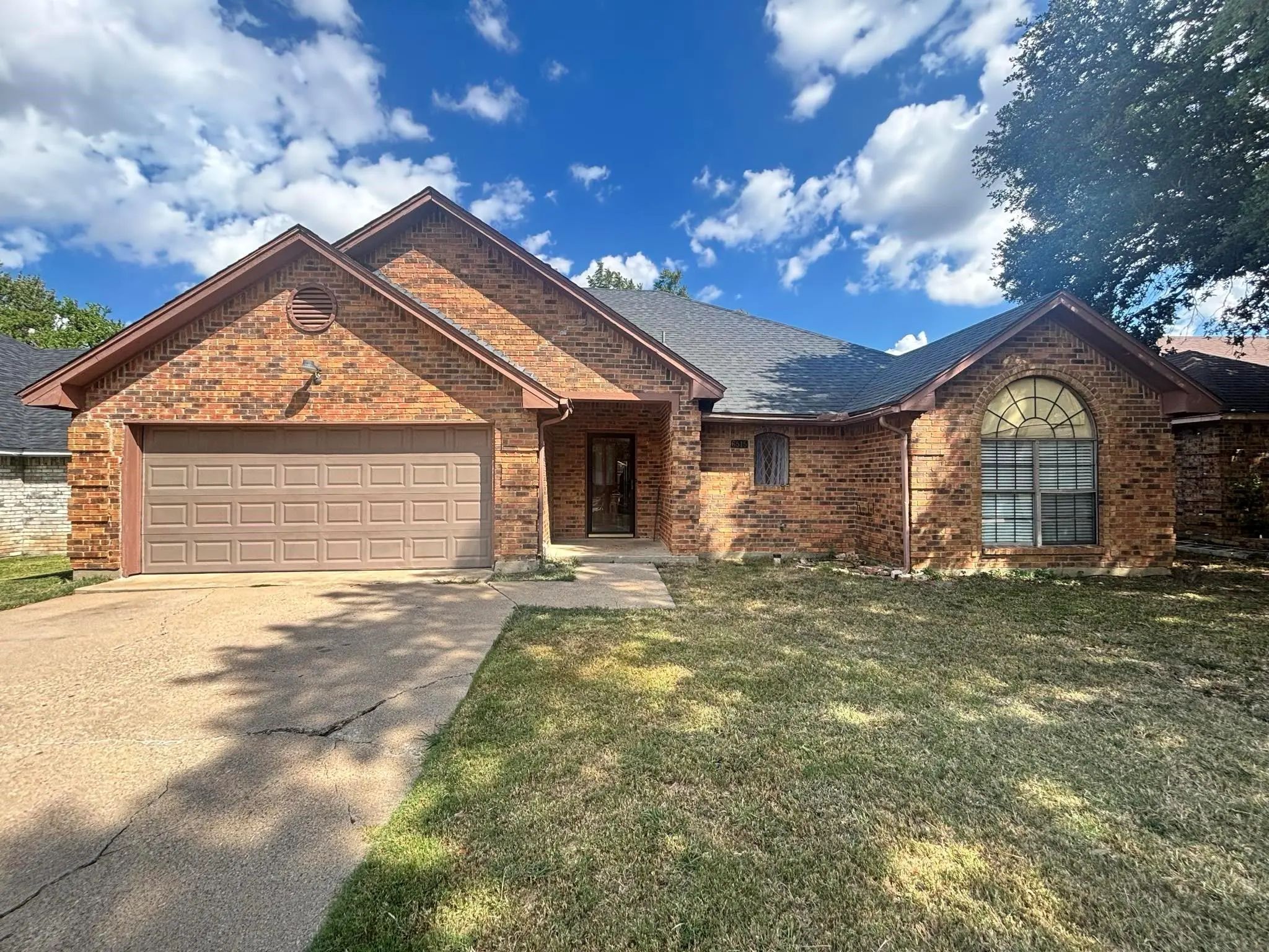 Photo of Listing #21411758