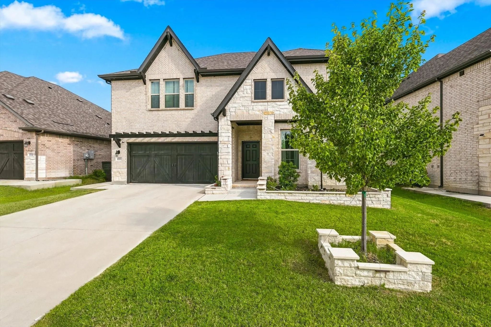Photo of Listing #21412076