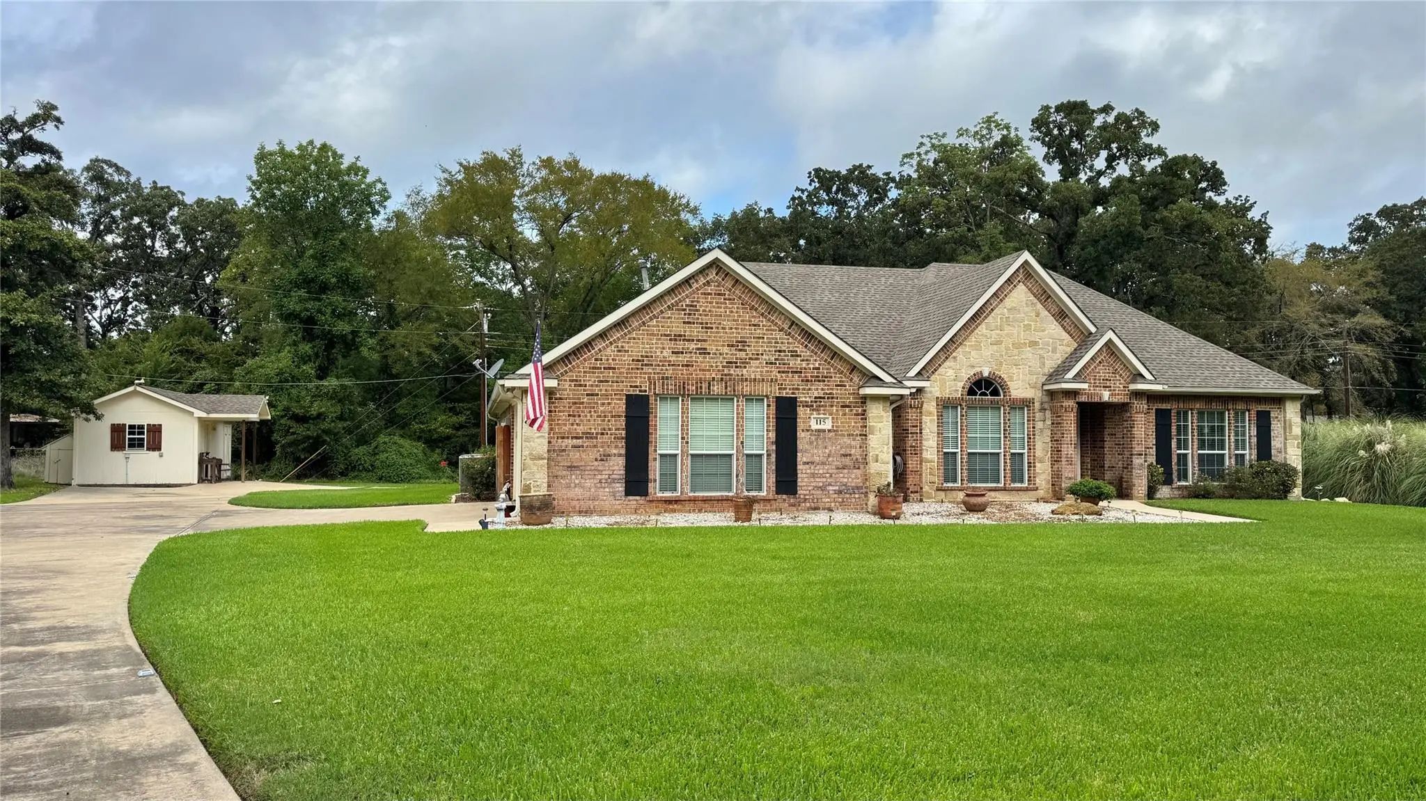 Photo of Listing #21412096