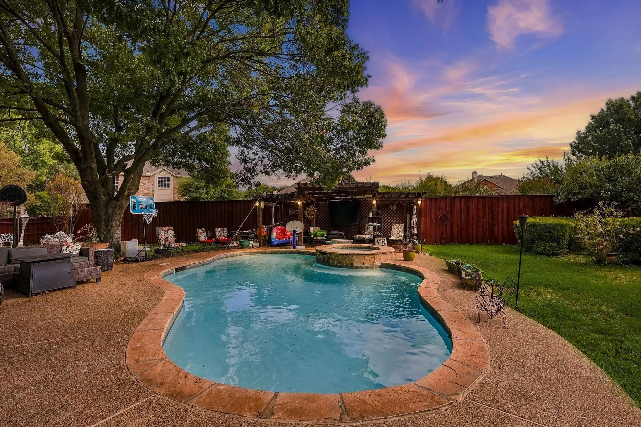 Photo of Listing #21412138