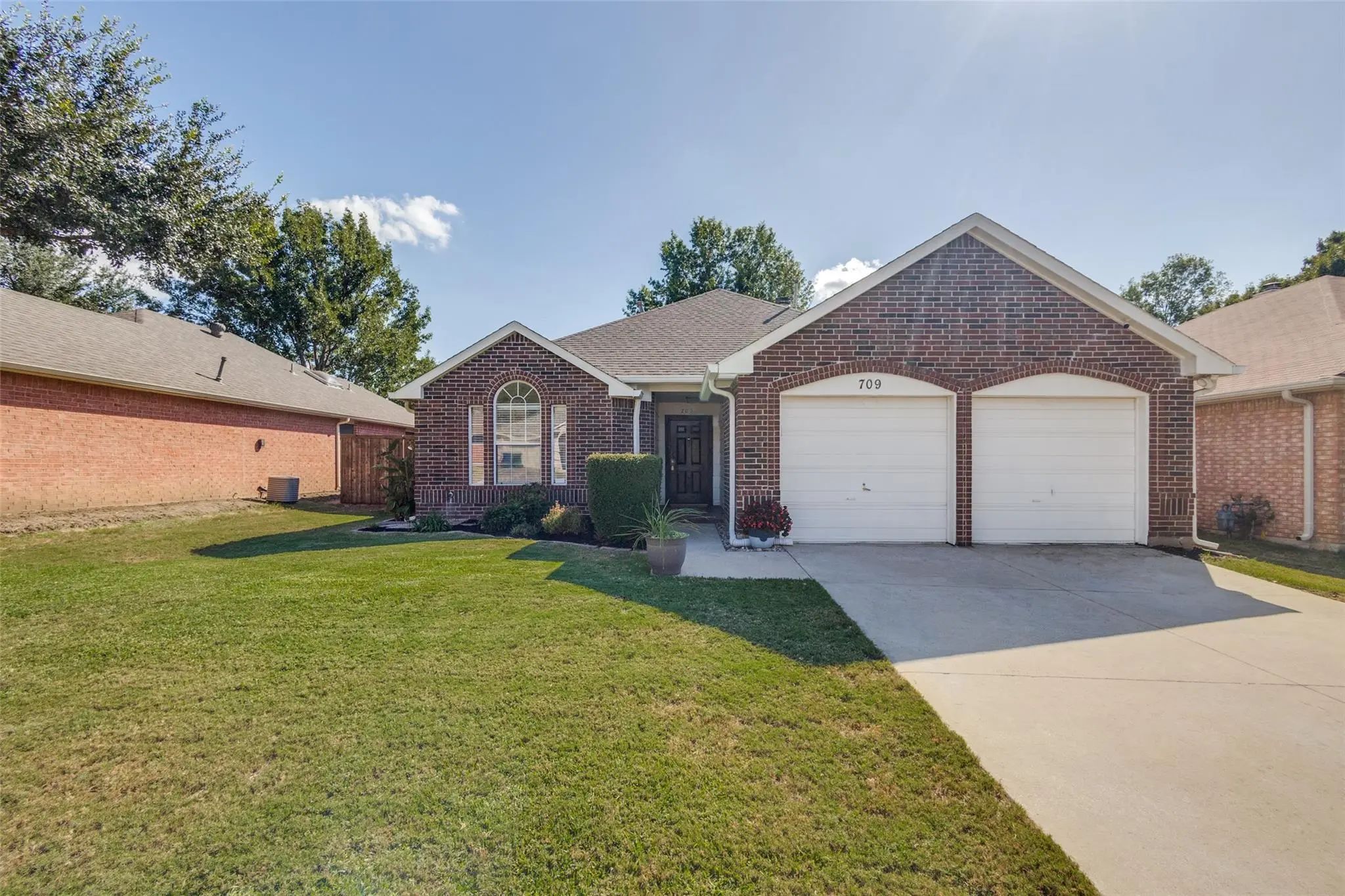 Photo of Listing #21412538